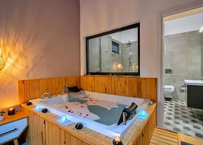 2 Bedroom Secluded In Saribelen Villa