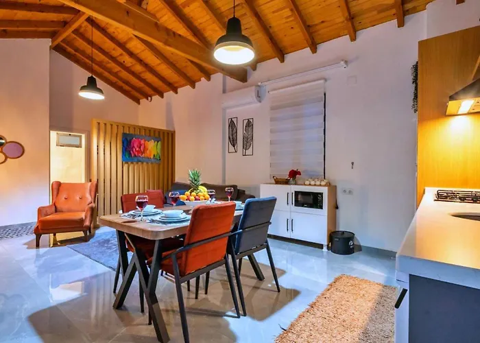 2 Bedroom Secluded In Saribelen Villa