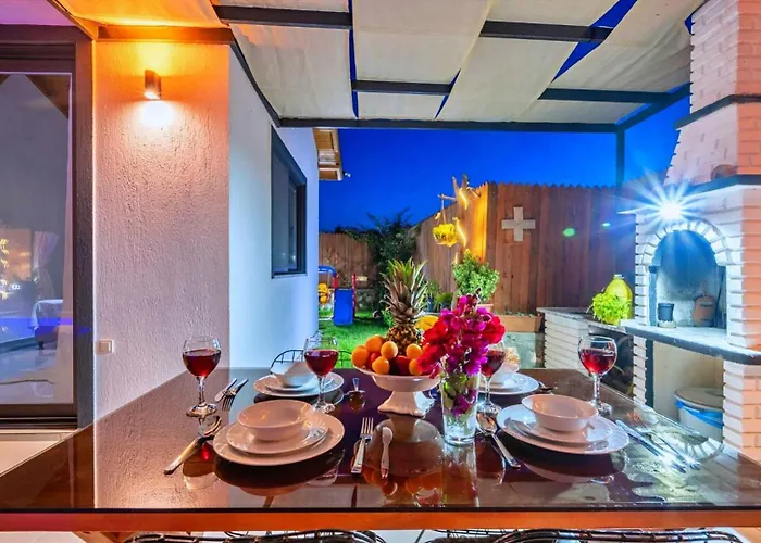 2 Bedroom Secluded In Saribelen Villa *